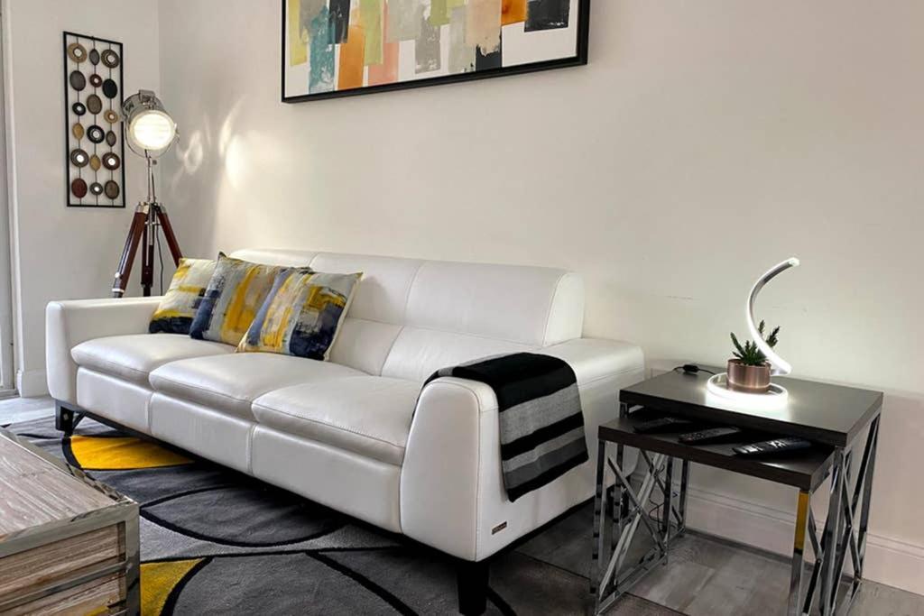 Yacht Club At Aventura 2 Bed 2 Bath Luxurius Cozy Brand New 2020 Apartman Kültér fotó
