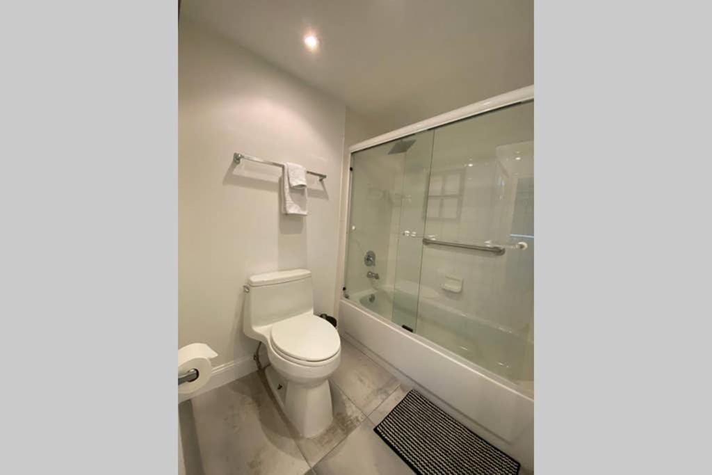 Yacht Club At Aventura 2 Bed 2 Bath Luxurius Cozy Brand New 2020 Apartman Kültér fotó